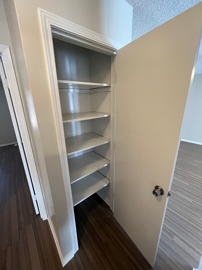 Building Photo - 13483 Rhudy Dr