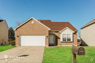 Building Photo - 623 Quail Hollow Dr