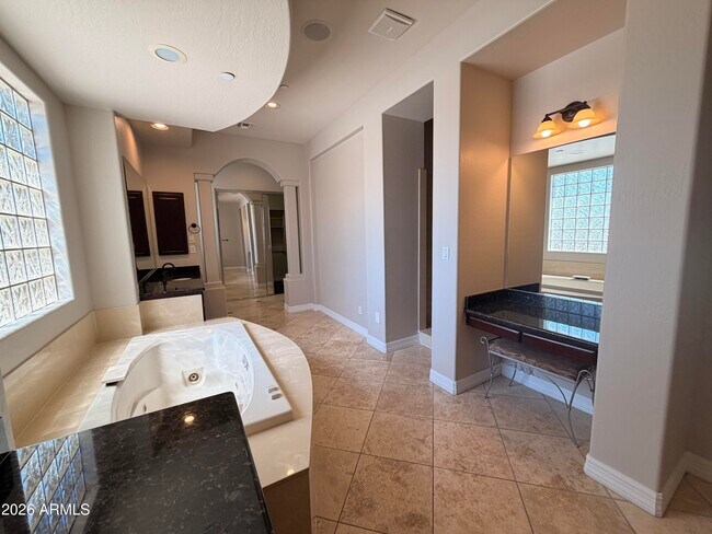 Building Photo - 3952 E Expedition Way
