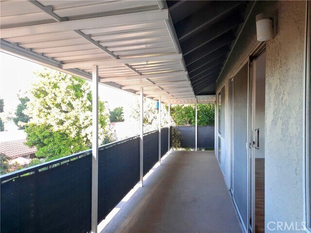 Building Photo - 2117 Via Puerta