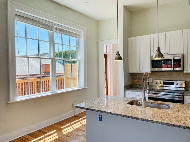 Building Photo - 140 West Washington