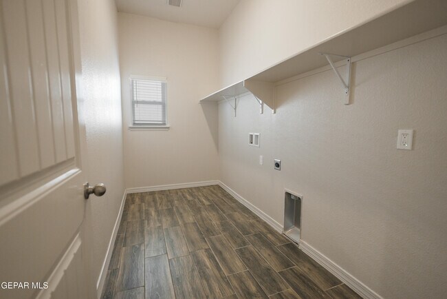 Building Photo - 13652 Glen Vista Ln