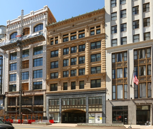Primary Photo - Himelhoch Apartments