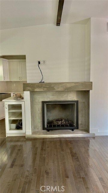 Building Photo - 1216 N Beverly Glen Blvd