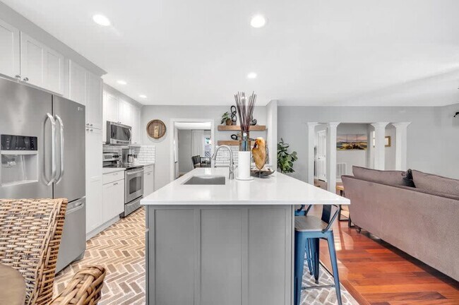 Building Photo - 254 Beaten Path Rd