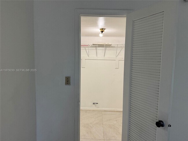 Building Photo - 3001 NW 48th Ave