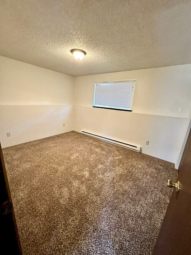 Lower level Bedroom - 13409 E 8th Ave