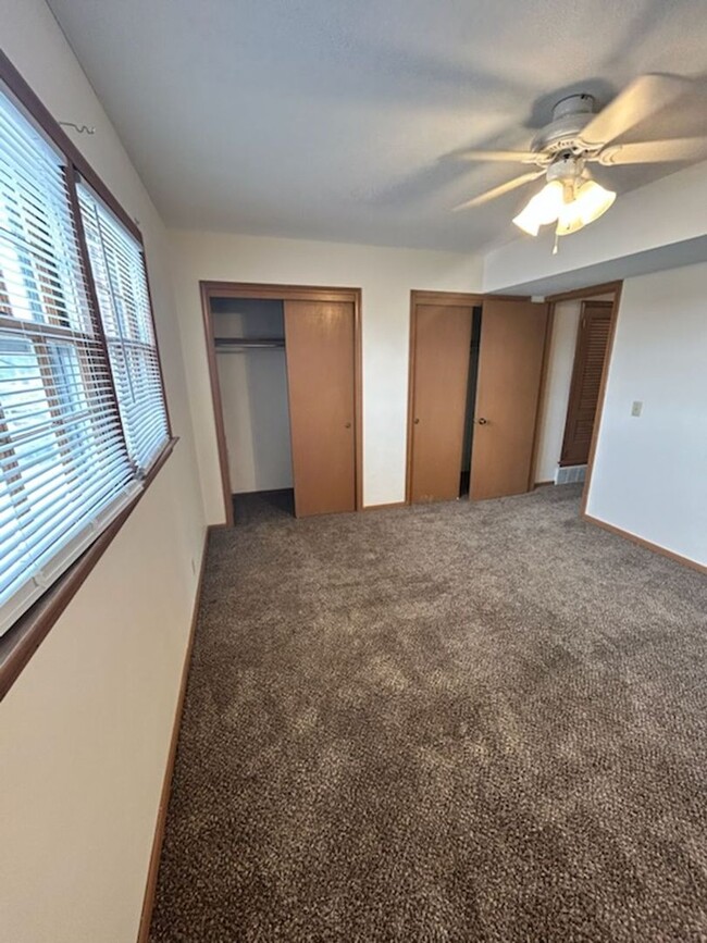 Building Photo - Beautiful 2 Bedroom Apartment in the heart...