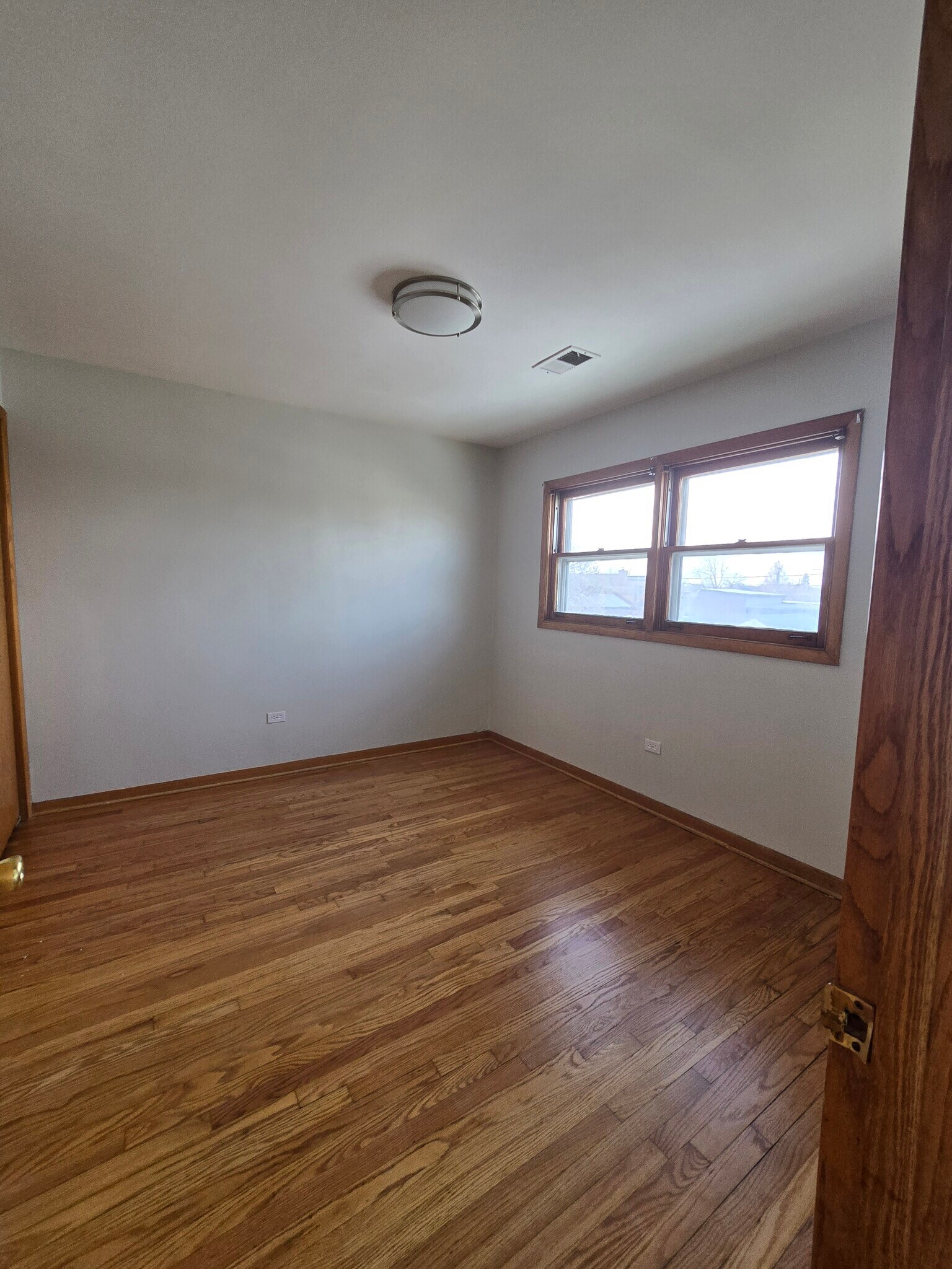 Building Photo - 6042 S Kolmar Ave