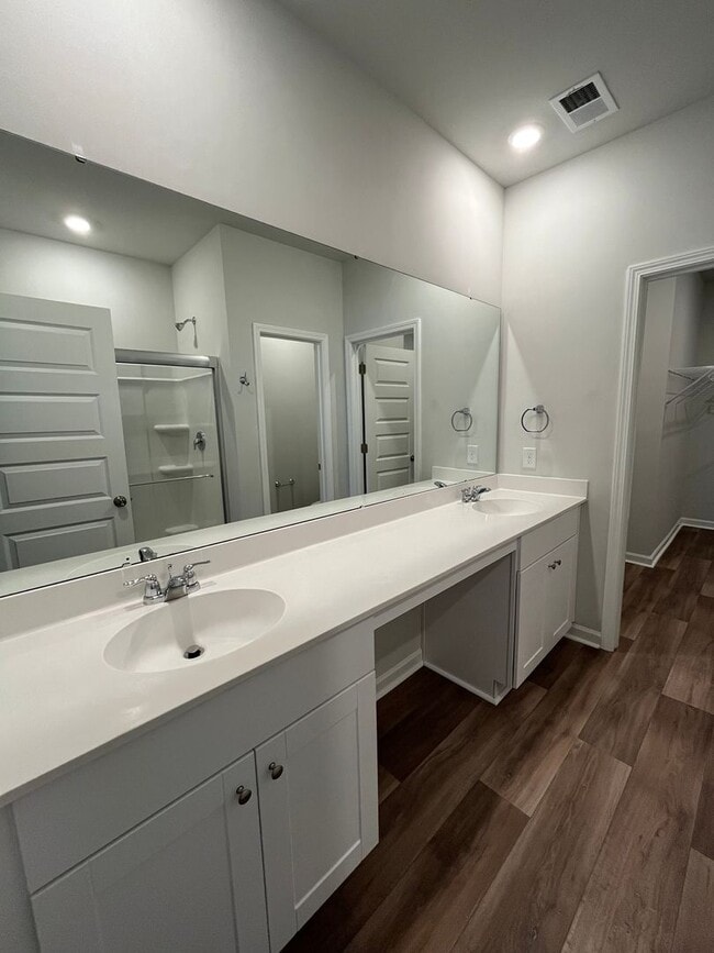 Building Photo - Brand New Home Located in Sought After Cane Bay Plantation