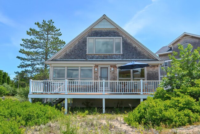 Building Photo - Dog-Friendly Winter Rental on Plum Island