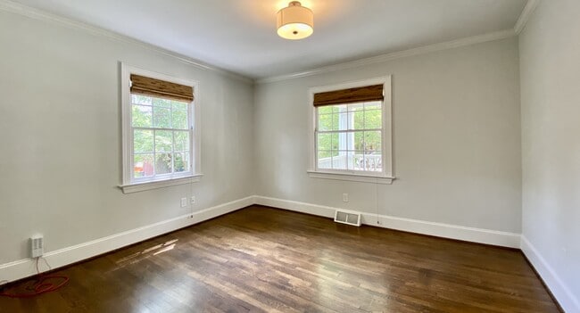 Building Photo - 1317 Vickers Ave