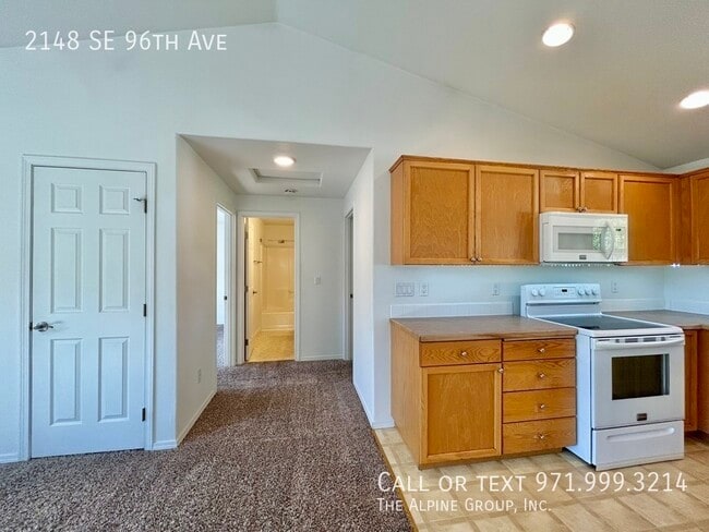 Building Photo - 2148 SE 96th Ave