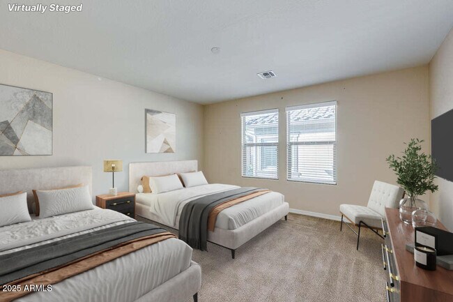 Building Photo - 4770 E Tierra Buena Ln