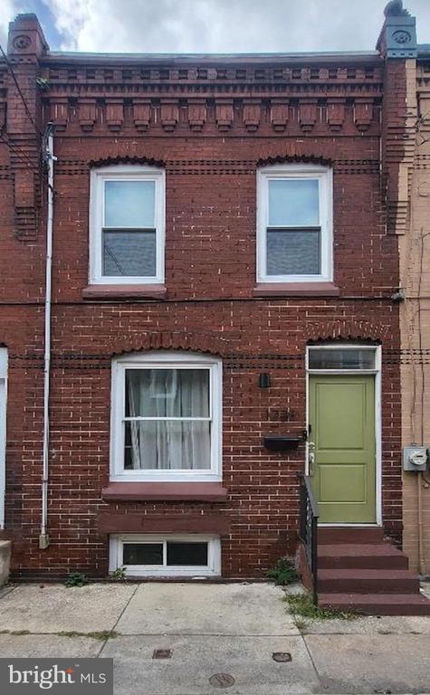 Building Photo - 1728 N Stillman St