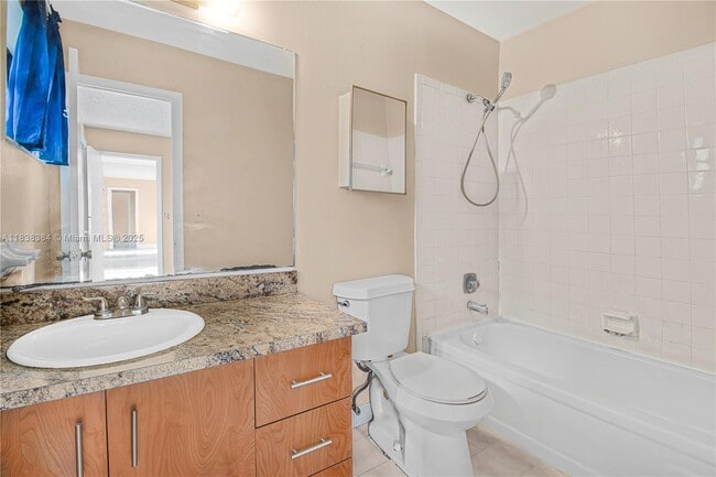Building Photo - 1630 Sandpiper Blvd