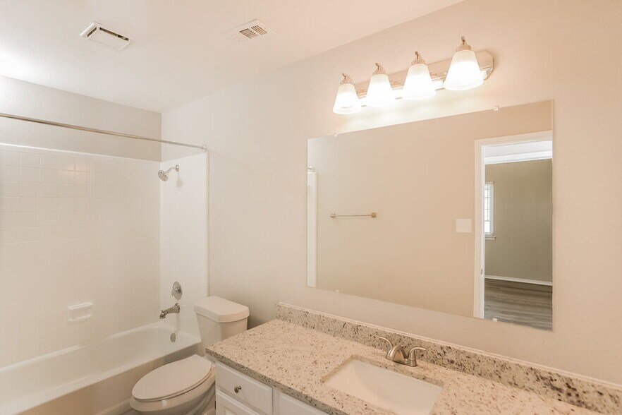 Building Photo - 11659 Foxford