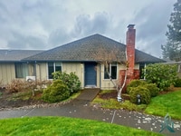 Building Photo - 2 Bed / 2 Full Bath Single-Level Townhome in Timberhill