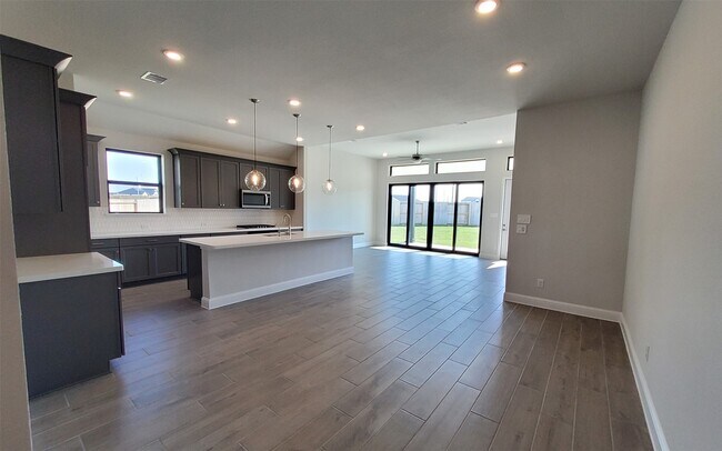 Building Photo - 29619 Smokey Bourbon Ln
