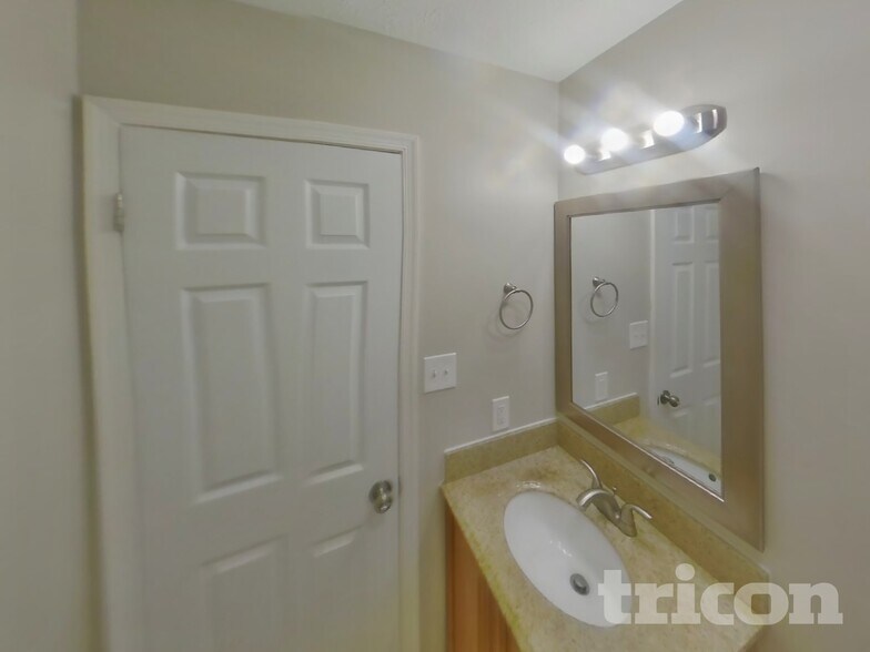 Building Photo - 38 Powder View Ct