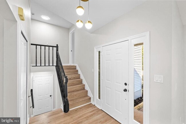 Building Photo - 10290 S Grant Ave