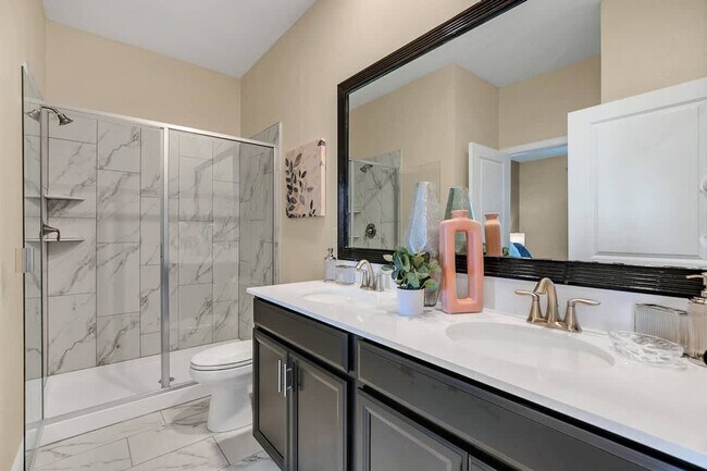 Building Photo - 9016 Sommerset Hills Dr