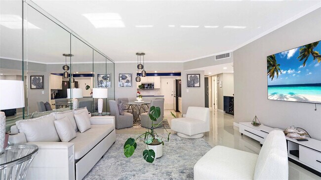 Building Photo - 3550 Galt Ocean Dr