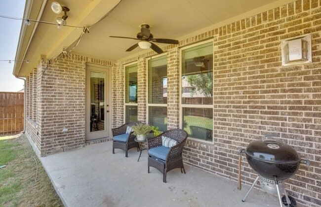 Building Photo - 14712 Crystal Beach Ln