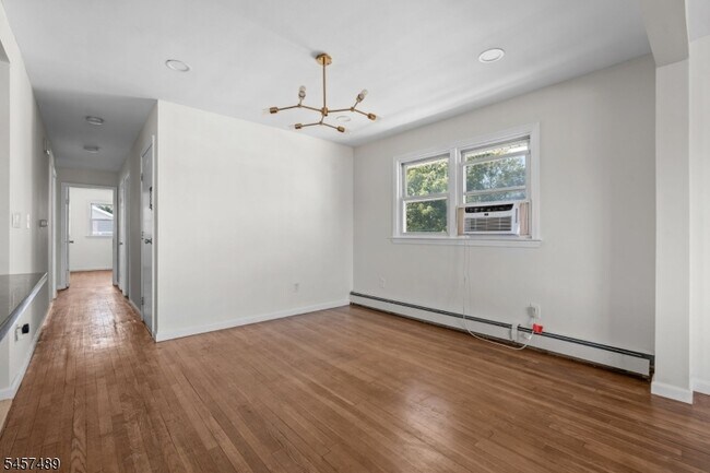 Building Photo - 1134 Rivington St