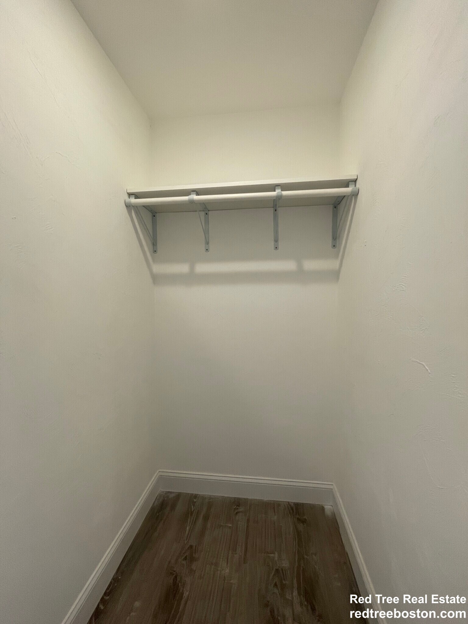 Building Photo - 1028a Commonwealth Ave