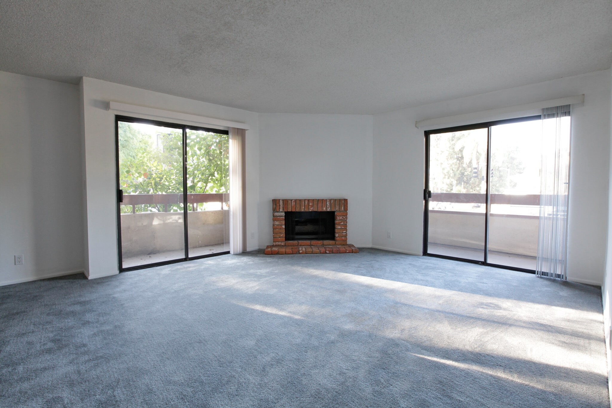 Building Photo - 601 Westholme Ave
