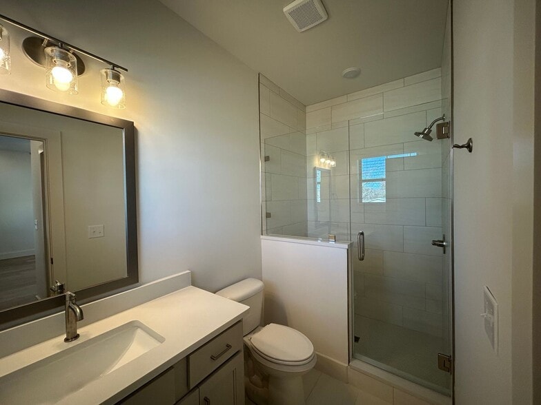 Building Photo - Brand New Townhome off Wire Rd, Close to Vet School and City Soccer Complex