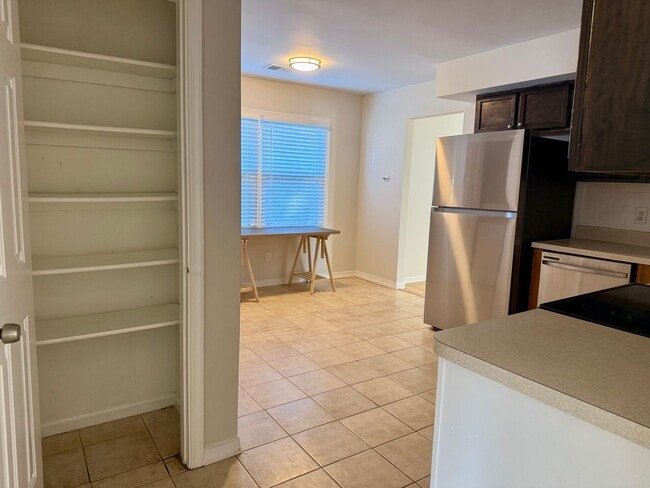 Building Photo - Beautiful Single-Family Home in Green Run