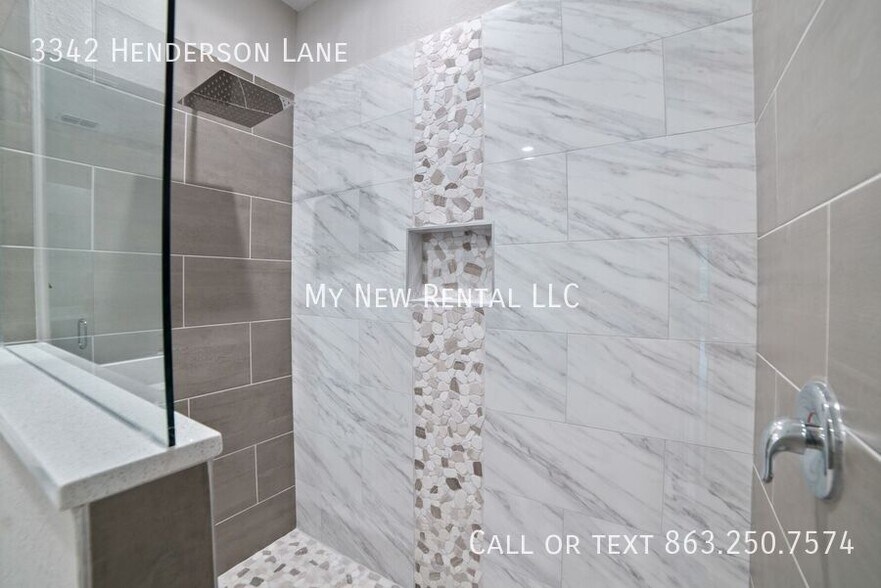 Building Photo - 3342 Henderson Ln