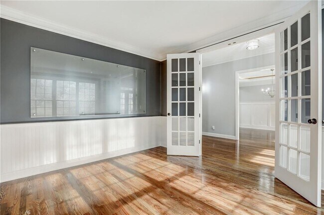 Building Photo - 128 Gold Springs Ct