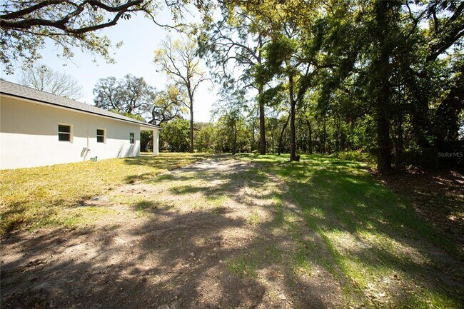 Building Photo - 9445 Eldridge Rd