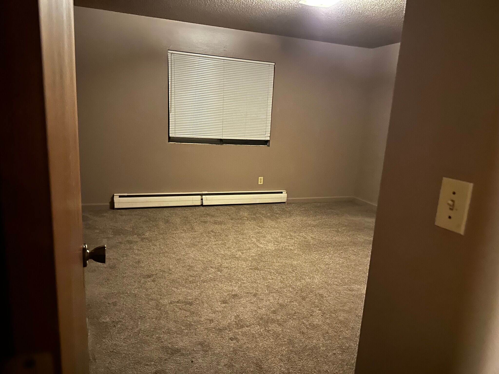 Primary bedroom - 3407 34th Ave