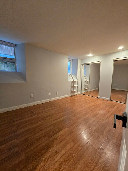 Bedroom 1 - 1104 Pine St