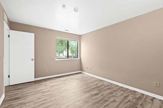 Building Photo - 42453 Lilley Pointe Dr