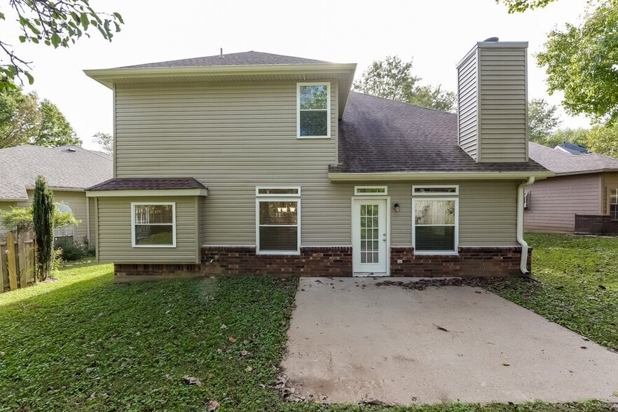 Building Photo - 2937 Chapelwood Dr
