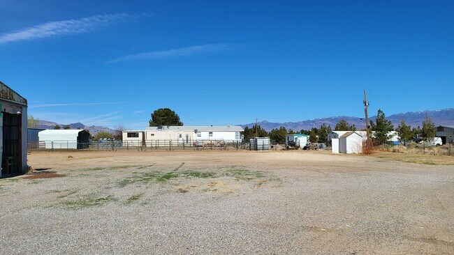 Building Photo - CAL VEGAS RANCHOS - W. Irons