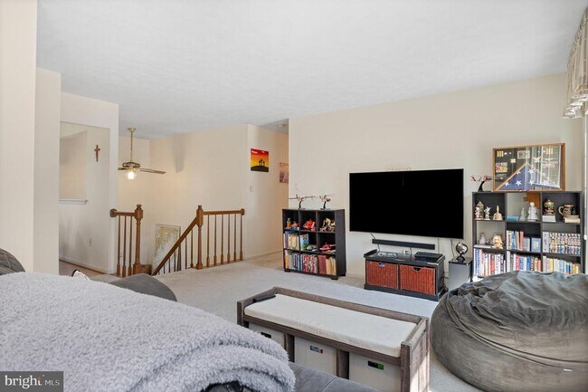 Building Photo - 1615 Spottsworth Way