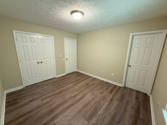 Building Photo - 1105 Micha Way