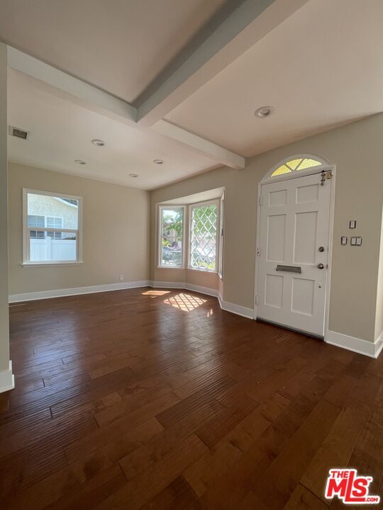 Building Photo - 5048 Enfield Ave