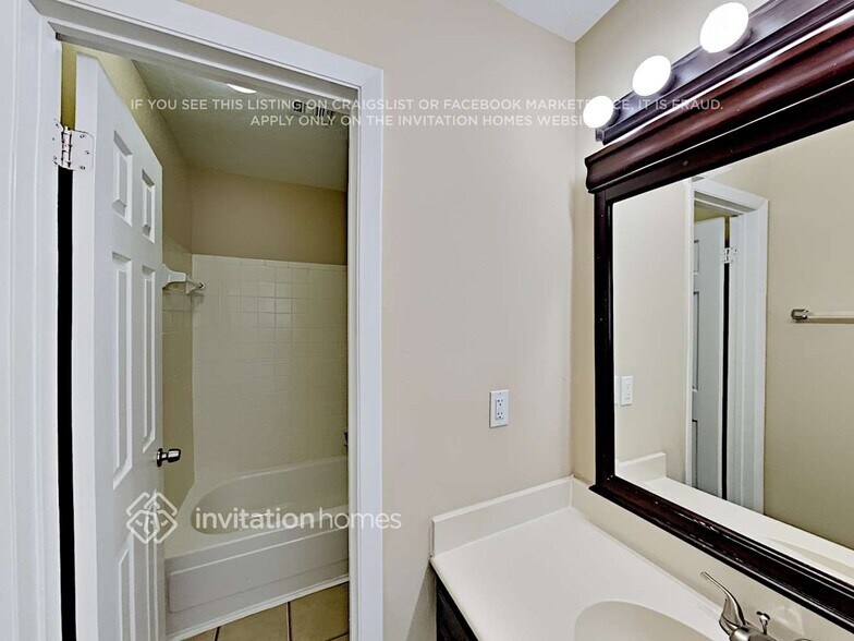 Building Photo - 5303 Enchanted Mist Dr