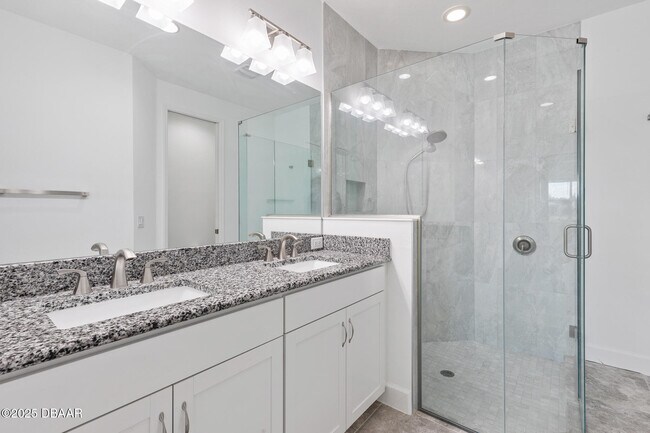 Building Photo - 621 Beach Bum Blvd