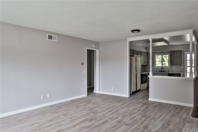 Building Photo - 16862 Coach Ln
