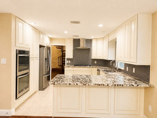 Building Photo - 20543 Appaloosa Trail