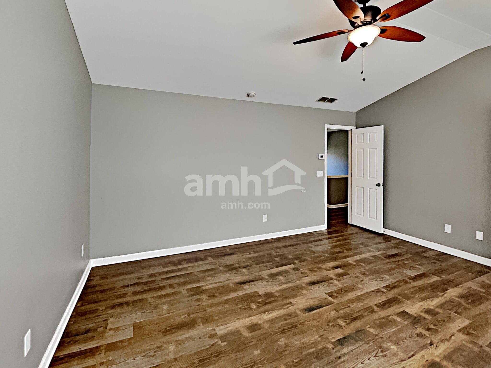 Building Photo - 2412 Newberry Ln