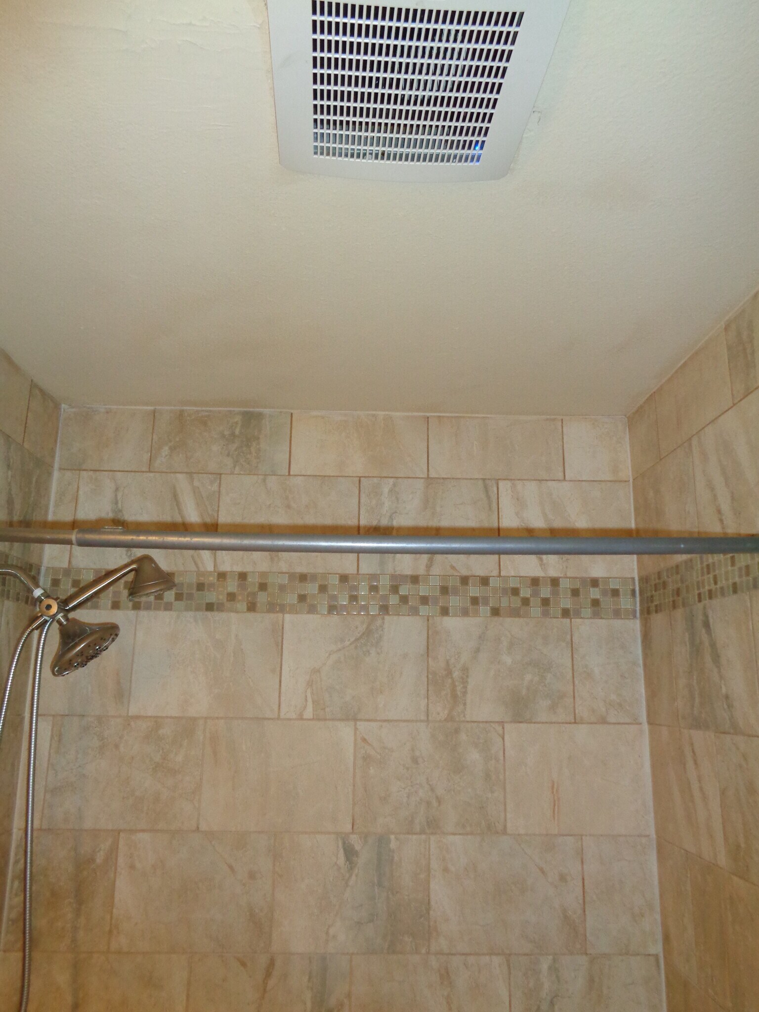 Building Photo - 946 Jennifer Jean Dr